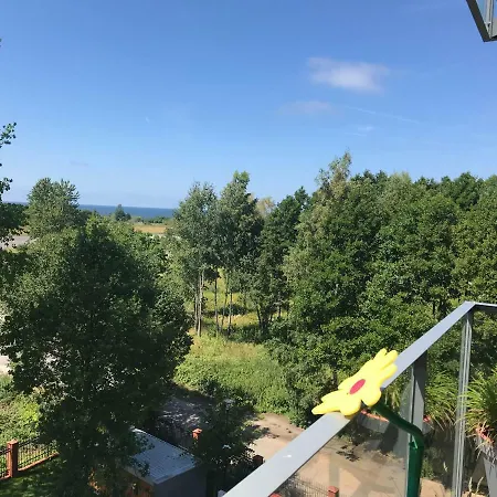 Holenderski Feniks Lägenhet